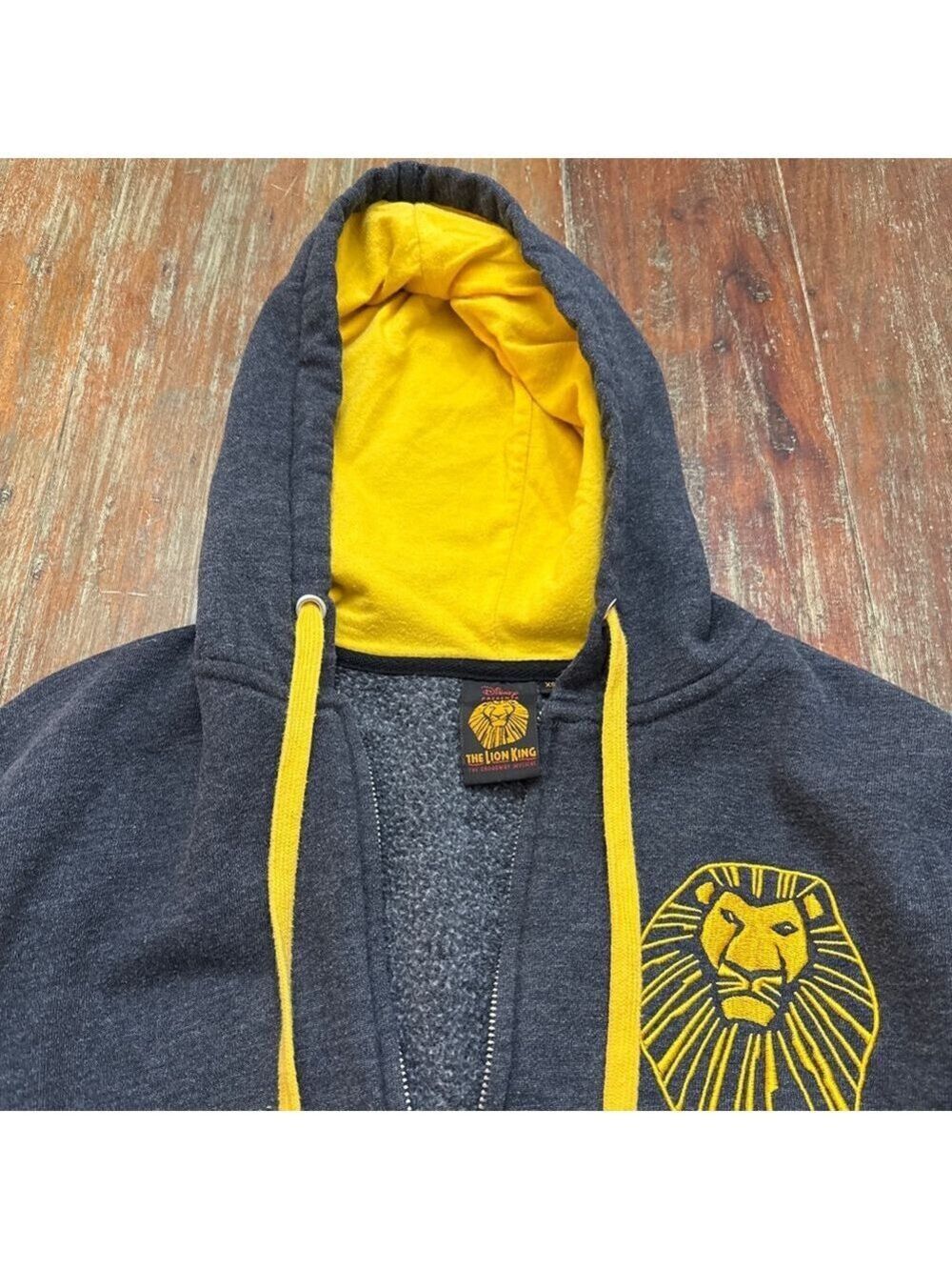 Disney The Lion King Broadway Full Zip Hoodie Gray Yellow XS - Picture 2 of 10